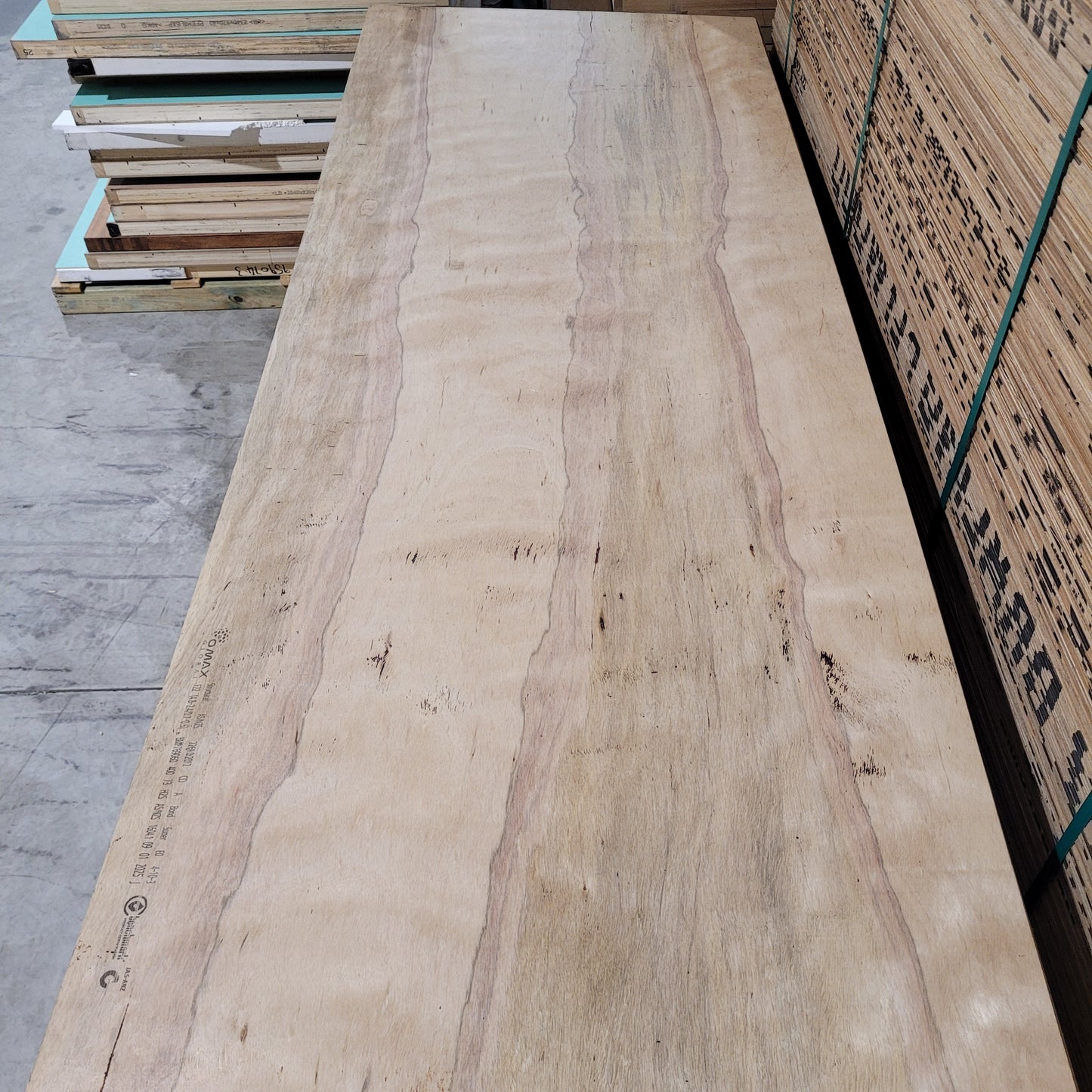 Plywood - 2010 x 749 x 4mm F22 Structural Hardwood Bracing Ply *Clearance* 10566