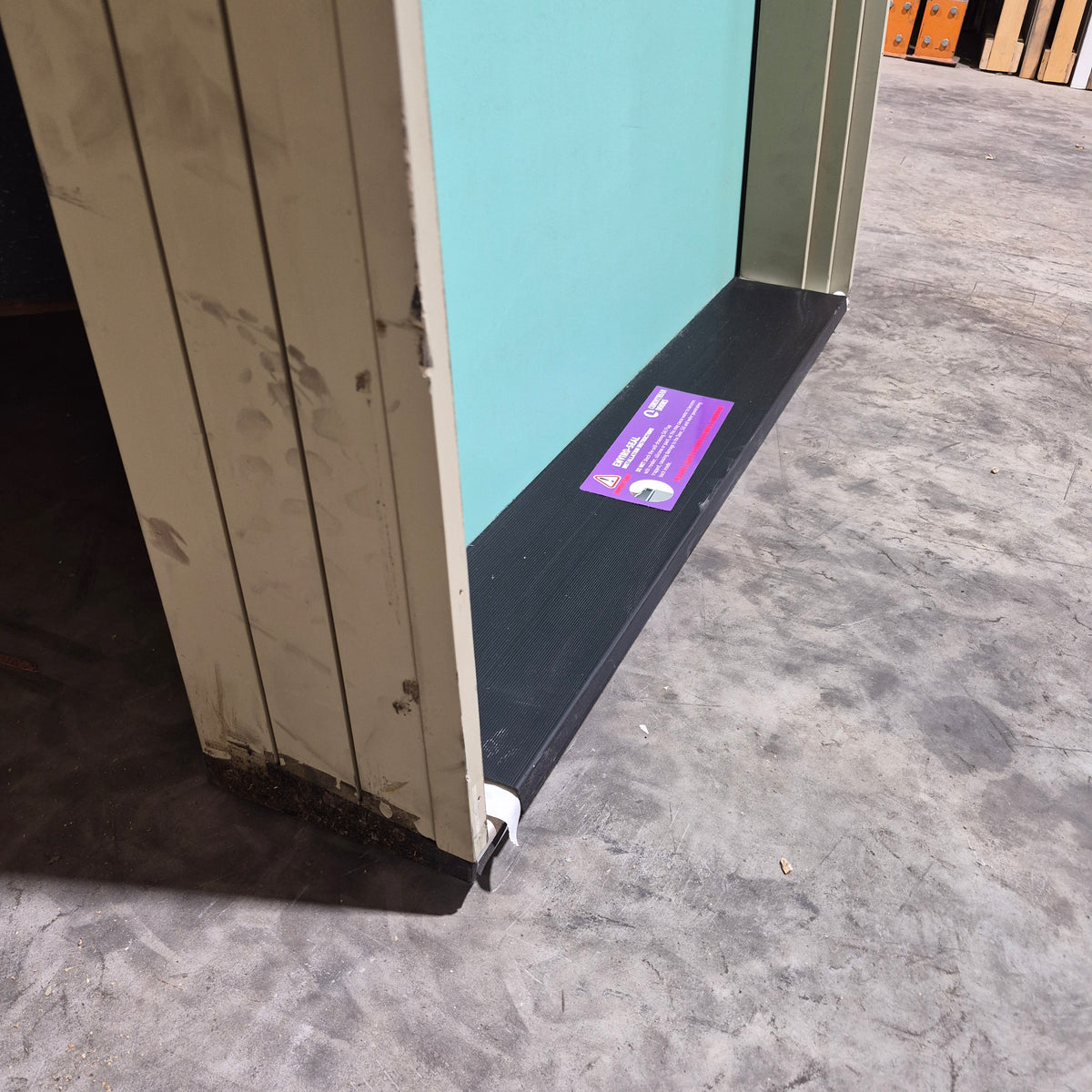 Timber Entry Door - Pre-Hung in a 2103h x 887w Frame w/ 1 x Clear Glass (No. 7) *Factory 2nd* 10805