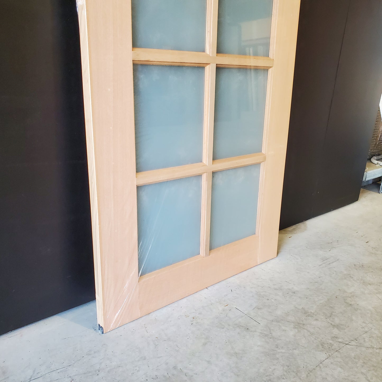 Timber Entry Door - 2040h x 870w Solid Core w/ 10 x Obscure (frosted) Glass Panels *New* 40039