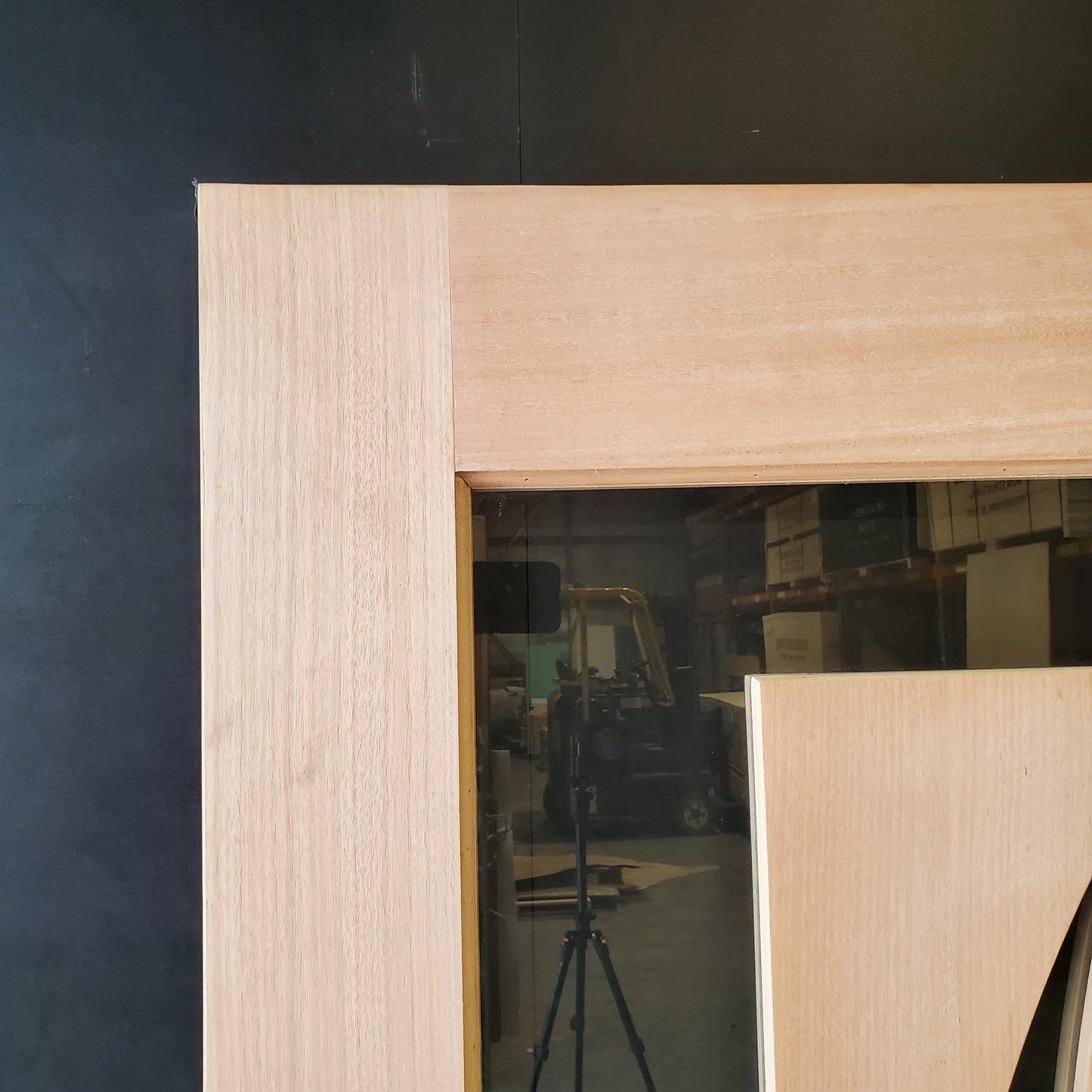 Timber Entry Door - 2040h x 920w Solid Core w/ Floating Timber 'S' Motif Panel Clear Glass *New* 40046