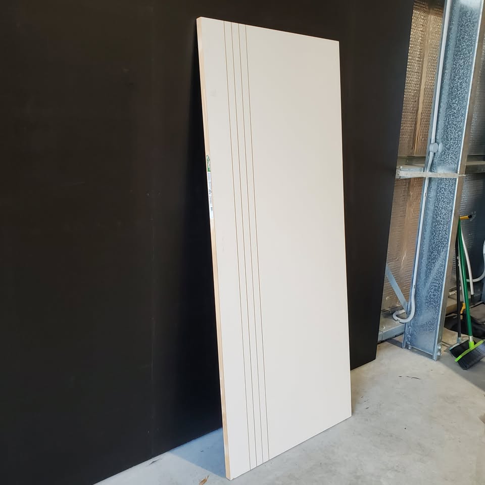 Internal Timber Door - 2040 x 870w Hollow Core w/ Pattern Both Sides (HAG9) *Factory Second* 30415