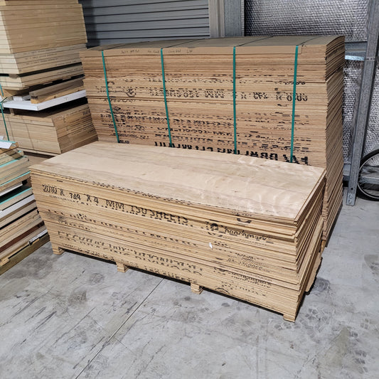 Plywood - 2010 x 749 x 4mm F22 Structural Hardwood Bracing Ply *Clearance* 10566