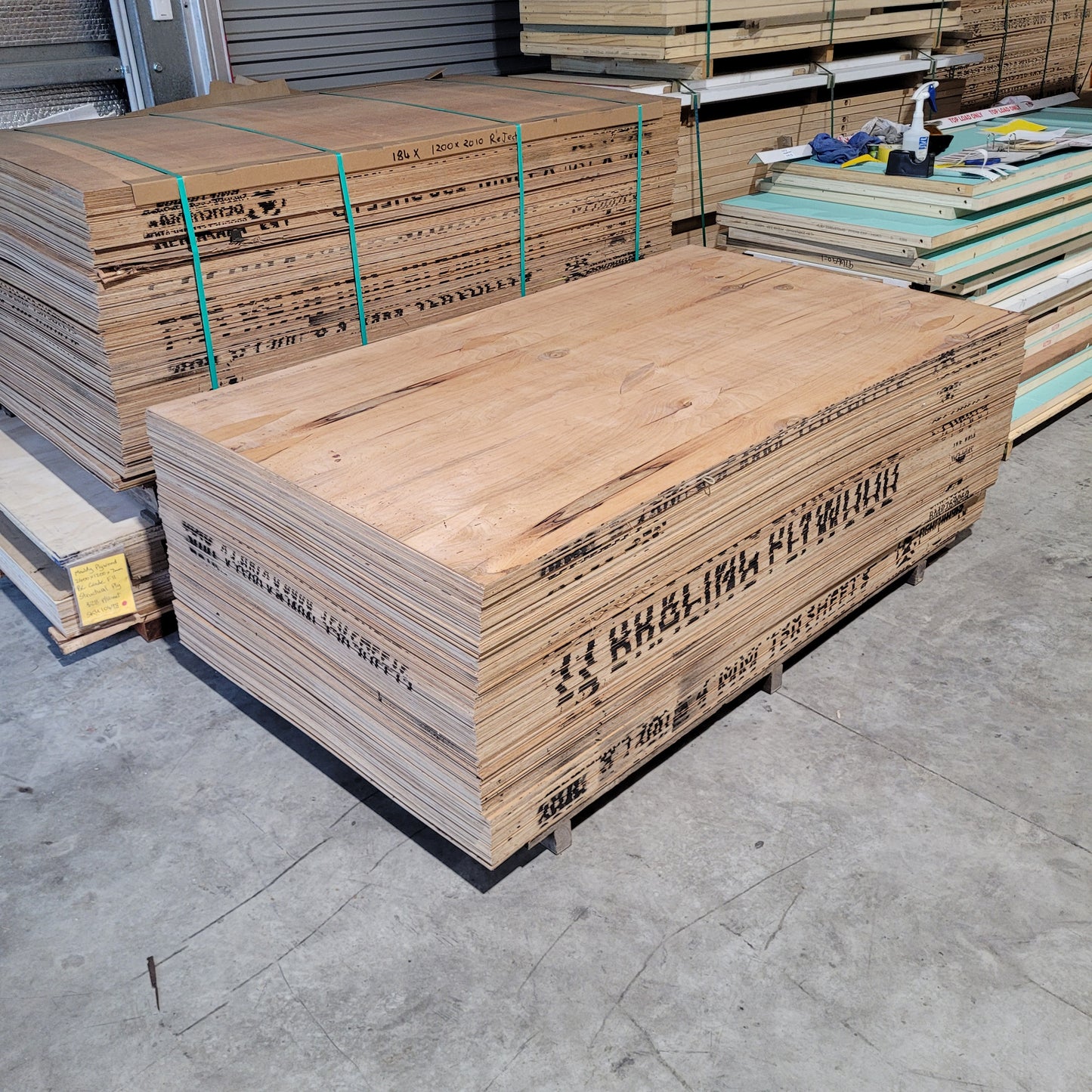 Plywood - 2010 x 1200 x 4mm F22 Structural Hardwood Bracing Ply *Clearance* 10568