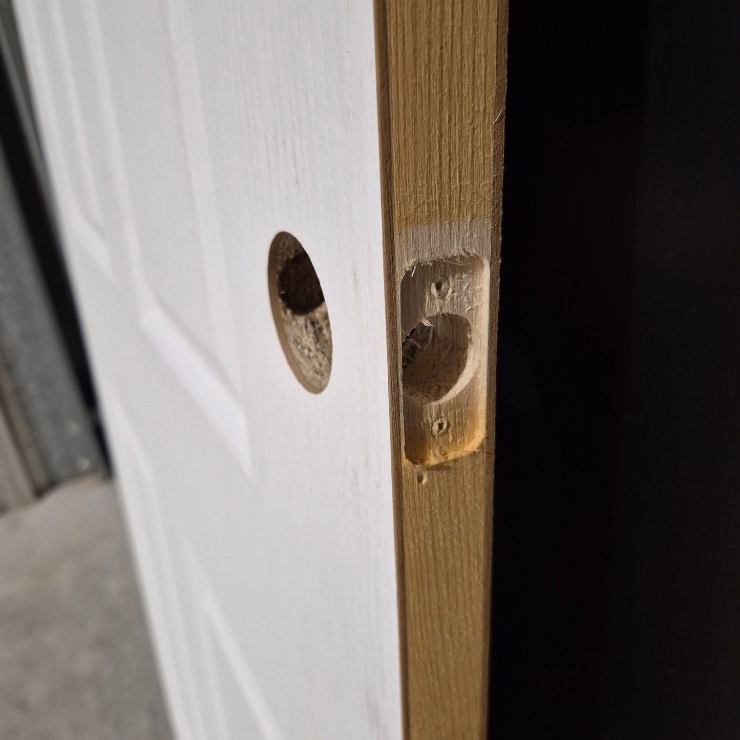 Timber Door - 2040h x 870w Hollow Core Internal Door w/ Pattern (STA) *Factory 2nd* 10647