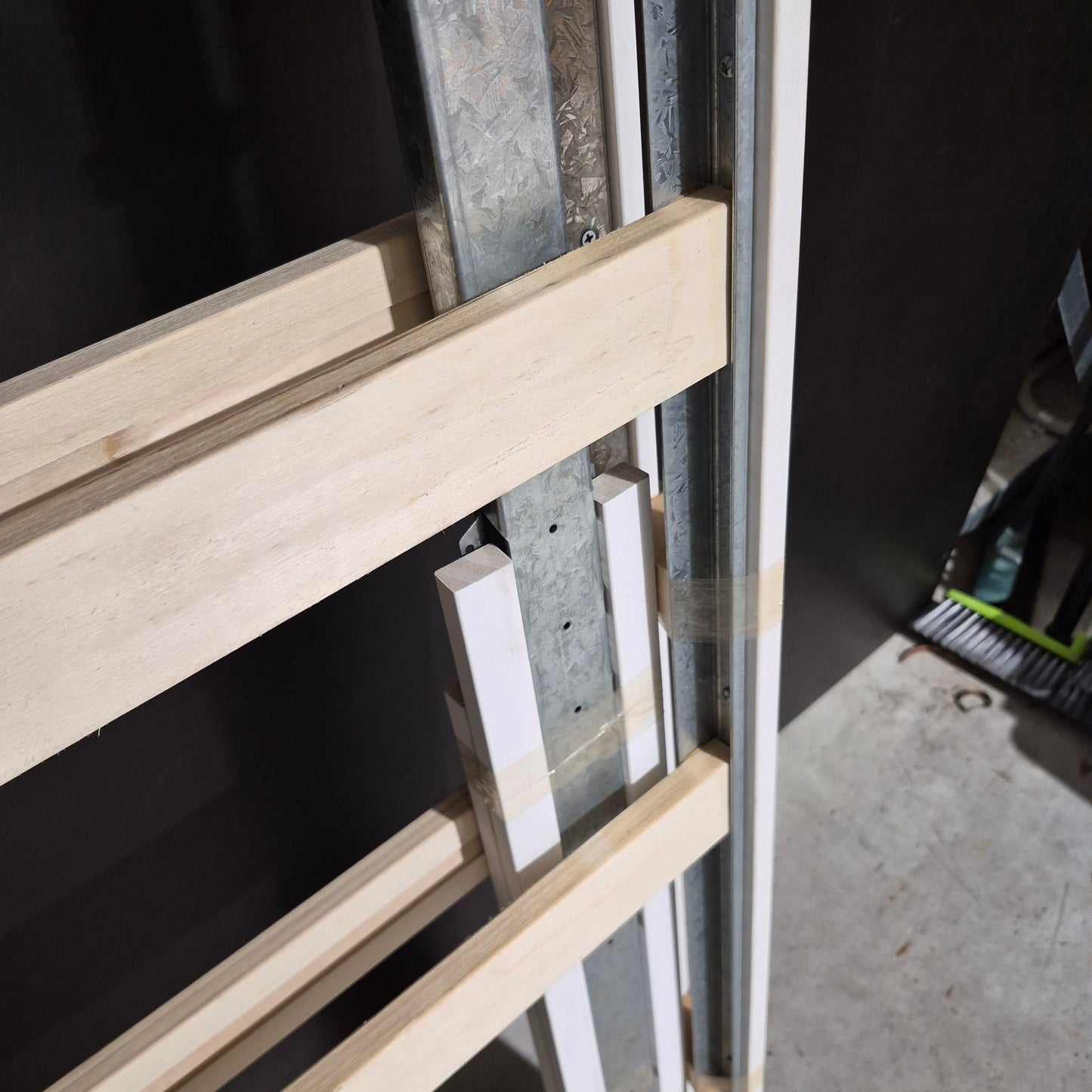 Cavity Slider Frame To Suit 2040h x 1020w Door + 90mm Stud *Factory 2nd* SKU: 10697