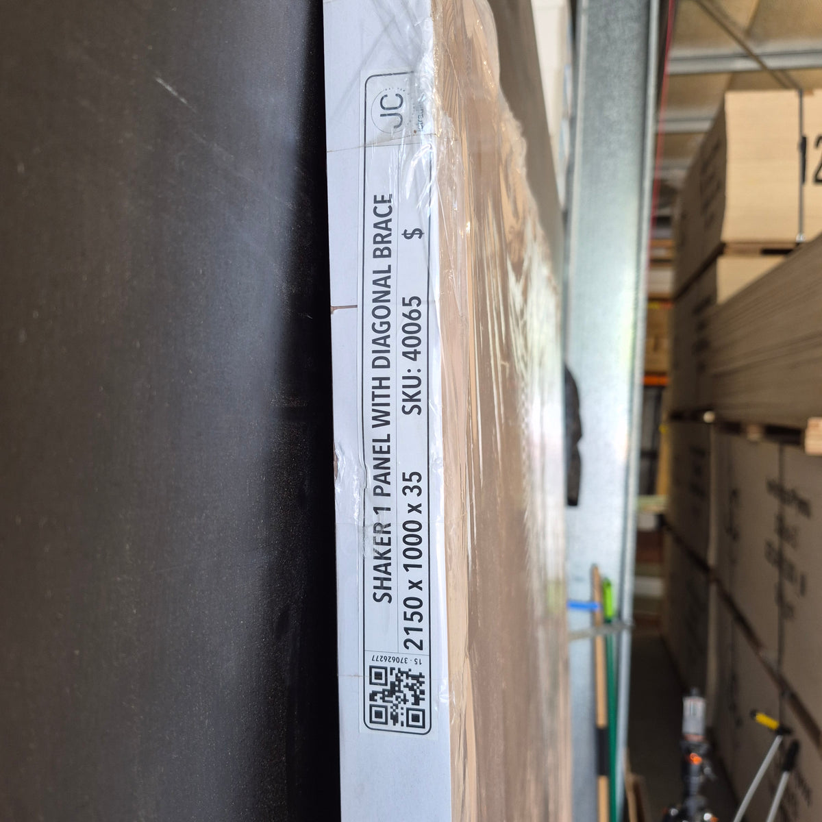 Barn Door - 2150h x 1000w Solid Core w/ 1 x Diagonal Brace, Meranti Veneer + Track *New* 40065