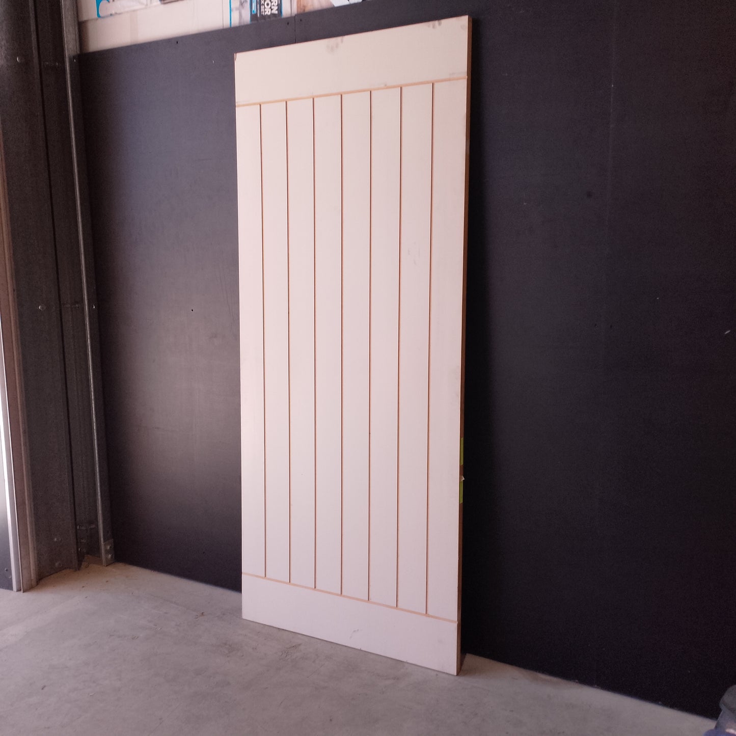 Internal Barn Door - 2340h x 1000w Semi-solid Core w/ Pattern  (FBDS1) *Factory 2nd* 30618