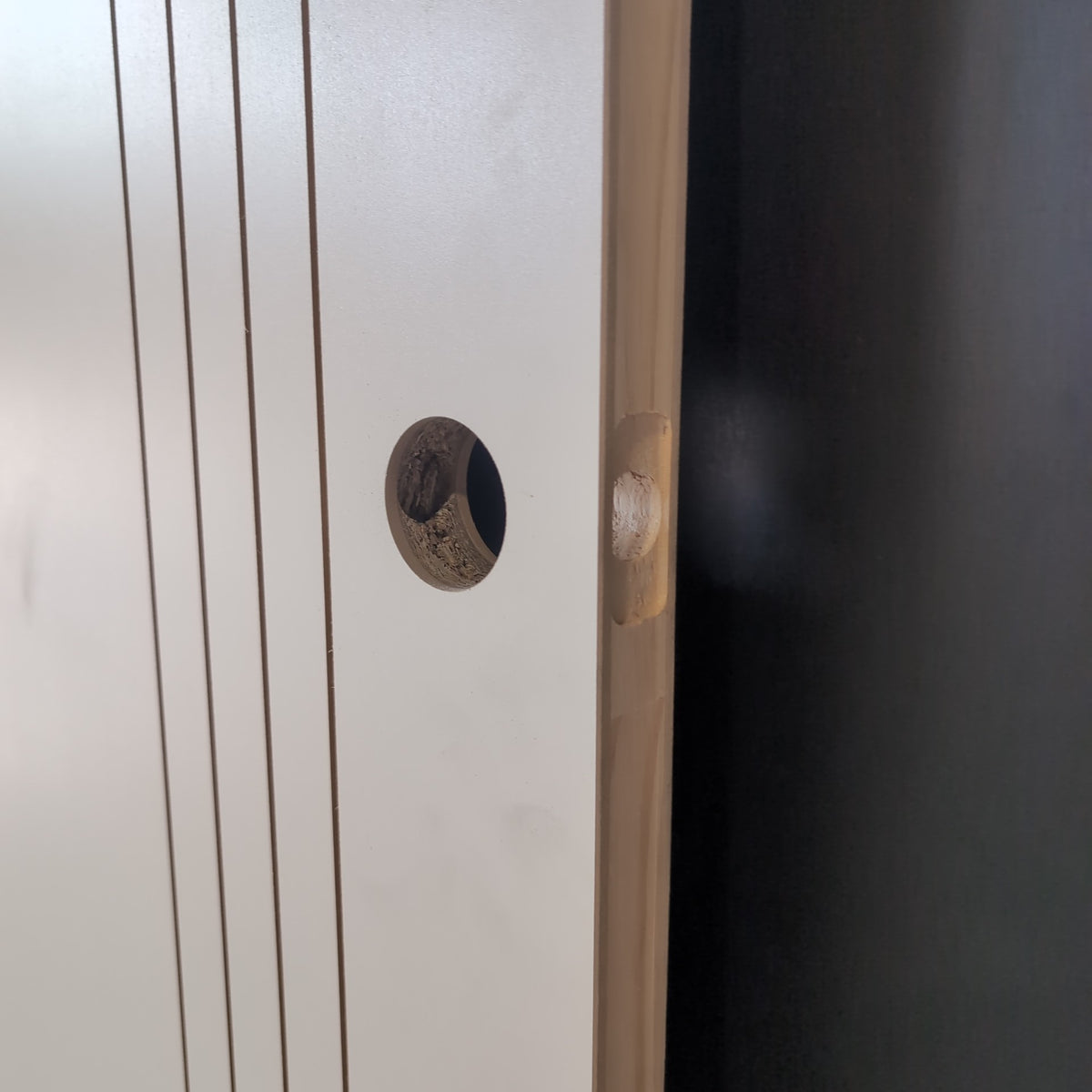 Internal Timber Door - 2040h x 920w Hollow Core w/ Pattern (DECO 3S) *Factory 2nd* 30781